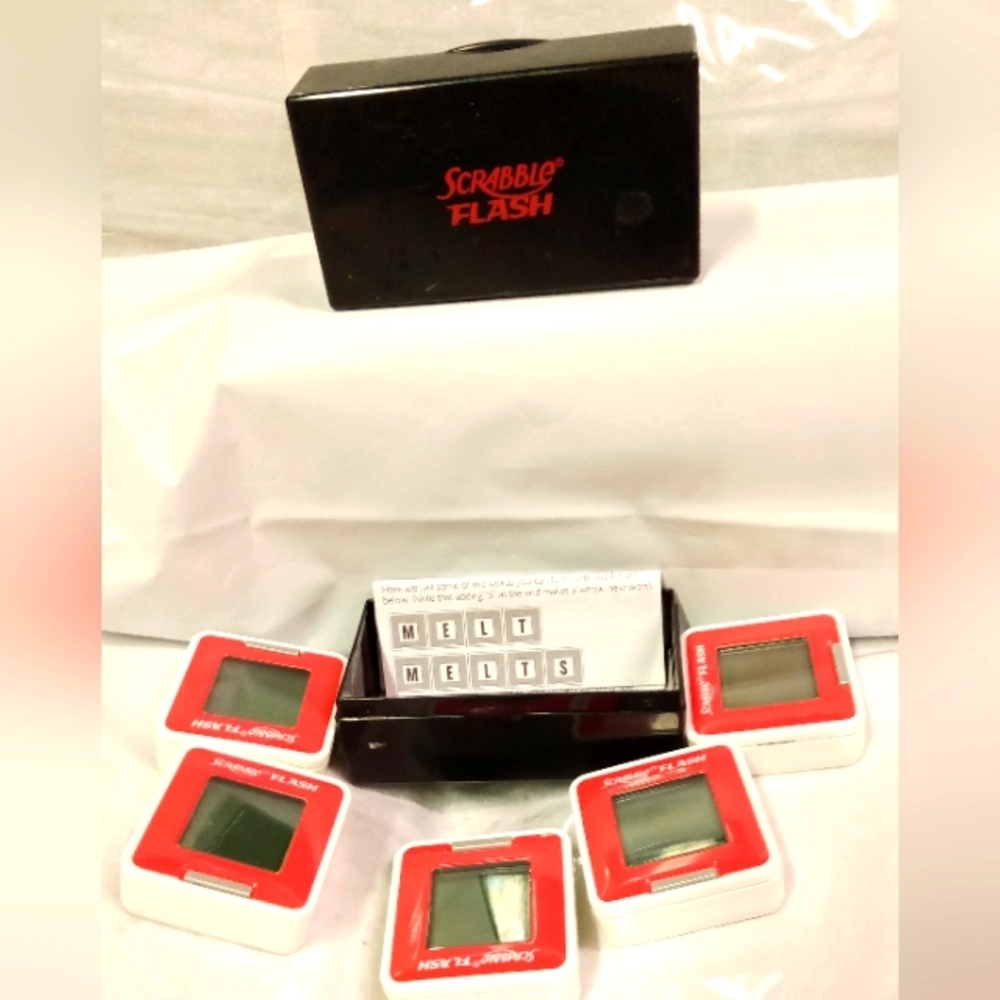 Scrabble Flash Electronic Word Spelling Game 2010 Hasbro  NWOT